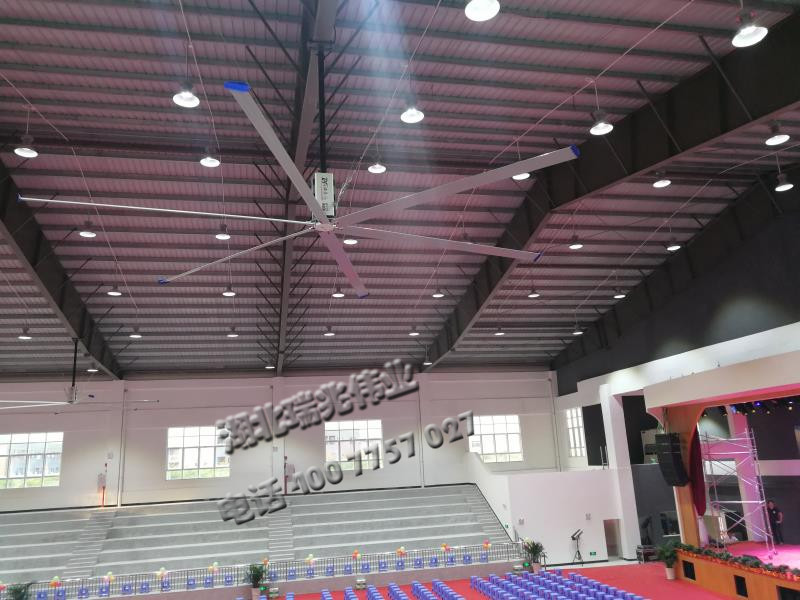 鋼結(jié)構(gòu)廠房通風(fēng)降溫方案、廠房車間通風(fēng)降溫方案、大型工業(yè)風(fēng)扇、物流倉(cāng)儲(chǔ)大風(fēng)扇、大吊扇、工業(yè)風(fēng)扇、廠房車間降溫設(shè)備、廠房車間通風(fēng)設(shè)備、車間溫控設(shè)備、工業(yè)大吊扇、工業(yè)大風(fēng)扇、工業(yè)節(jié)能風(fēng)扇、湖北瑞兆偉業(yè)通風(fēng)降溫科技有限公司