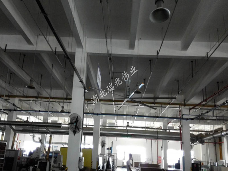工業(yè)大吊扇、工業(yè)大風扇、工業(yè)節(jié)能風扇、工業(yè)風扇、廠房車間降溫設備