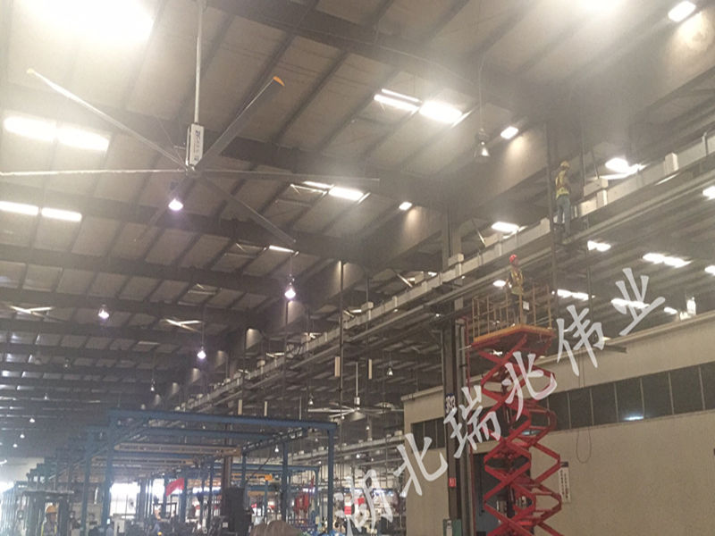 扇機(jī)組合、冷風(fēng)機(jī)、工業(yè)冷風(fēng)機(jī)、蒸發(fā)式冷風(fēng)機(jī)、潤(rùn)東方蒸發(fā)式冷風(fēng)機(jī)、湖北潤(rùn)東方蒸發(fā)式冷風(fēng)機(jī)、大風(fēng)扇、工業(yè)大風(fēng)扇、湖北工業(yè)大風(fēng)扇、瑞泰風(fēng)工業(yè)大風(fēng)扇、湖北瑞泰風(fēng)工業(yè)大風(fēng)扇、工業(yè)吊扇、工業(yè)大吊扇、降溫、廠房降溫、廠房通風(fēng)、湖北廠房降溫、湖北廠房通風(fēng)降溫、車間通風(fēng)、車間降溫、通風(fēng)降溫、車間通風(fēng)降溫、湖北車間降溫、湖北車間通風(fēng)降溫、工廠車間降溫