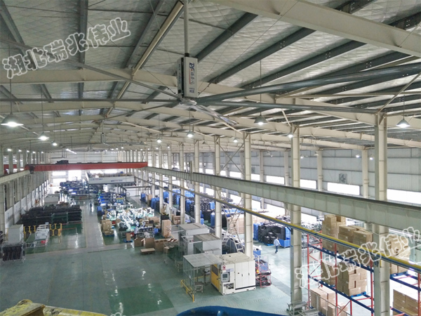 瑞泰風(fēng)扇機(jī)組合，扇機(jī)組合，瑞泰風(fēng)工業(yè)大風(fēng)扇，蒸發(fā)式冷氣機(jī)，通風(fēng)降溫設(shè)備，1000平米大型廠房