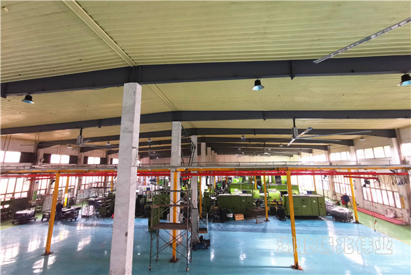 湖北瑞泰風(fēng)工業(yè)大風(fēng)扇，瑞泰風(fēng)大型工業(yè)風(fēng)扇，瑞泰風(fēng)工業(yè)大吊扇，室內(nèi)通風(fēng)換氣，瑞泰風(fēng)工業(yè)大風(fēng)扇，大風(fēng)扇