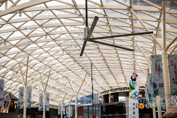 瑞泰風工業(yè)大風扇，工業(yè)大風扇，工業(yè)大吊扇，大型工業(yè)風扇，降溫通風