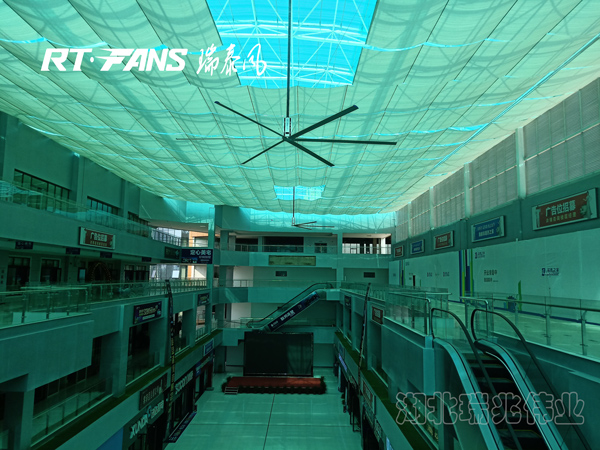 工業(yè)大風(fēng)扇,公共場(chǎng)所通風(fēng)換氣,大型公共場(chǎng)所降溫,節(jié)能環(huán)?？照{(diào),高大型鋼構(gòu)場(chǎng)所降溫通風(fēng)