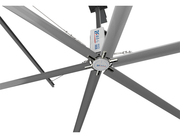 淺析工業(yè)風(fēng)扇與傳統(tǒng)風(fēng)扇有哪些區(qū)別？