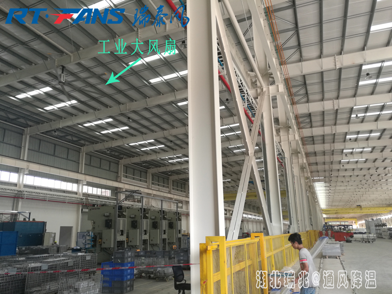 風(fēng)彩系列多用途永磁直驅(qū)風(fēng)扇——創(chuàng)新科技：更靜音！更節(jié)能！更穩(wěn)定！