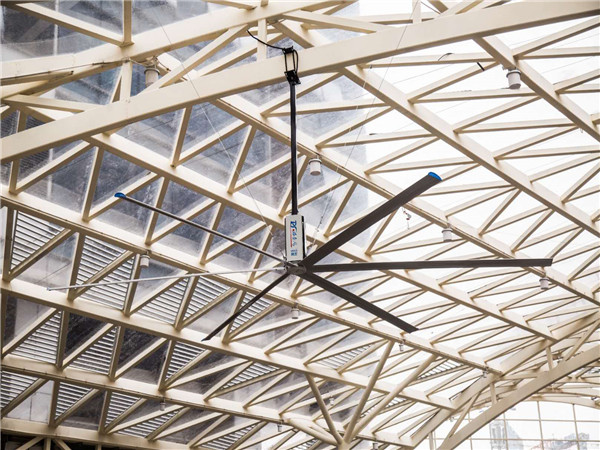 工廠車間降溫喜愛使用瑞泰風工業(yè)大風扇原因是什么？